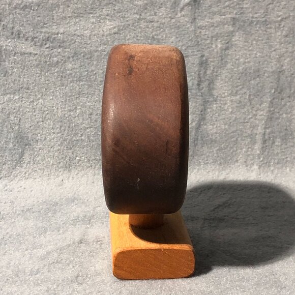 Vintage Wood Nutcracker Screw Twist Crank Pecan Walnut - Picture 3 of 7